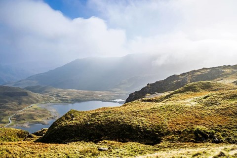 Pyg Track over Llyn Llydaw lake, Pen-y-Pass, mountain pass, Snowdonia, Gwynedd, north-west Wales,