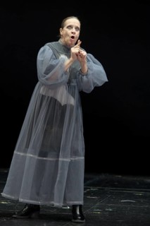 Kate Strong (Mary Shelley), FRANKENSTEIN (after Mary Shelley), photo rehearsal on 20.03.2025 at the