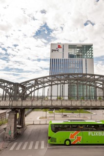 View of Hackerbrücke and PricewaterhouseCoopers pwc Wirtschaftsprüfungs- und Beratungsgesellschaft,