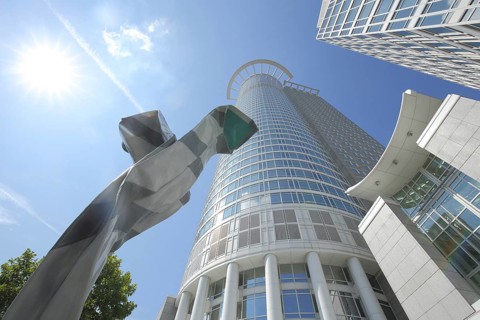 Inverted Collar and Tie sculpture by Claes Oldenburg 1994, modern art, abstract art, plus size tie,