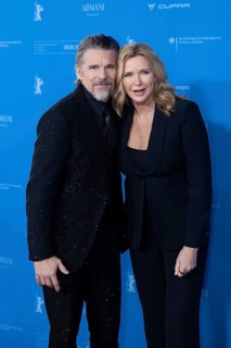 Ethan Hawke and Veronica Ferres on the Red Carpet in front of the premiere of The Weight at the