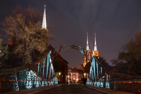 The bridge on Ostrów Tumski, night shot in Wroclaw, Poland