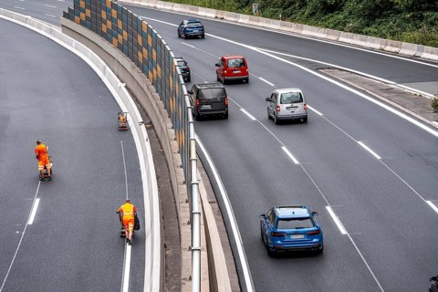 Rehabilitation of the A52 motorway near Essen, an 8 km long section between the Essen-Kettwig