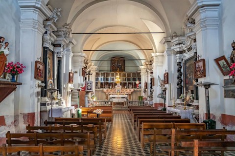 Interior of the church Eglise de l'Annonciation in the village of Sant'Antonino in Balagne,