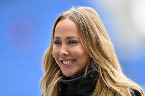 DAZN presenter reporter Sylvia Walker, portrait smiling, friendly, soccer Bundesliga, PreZero