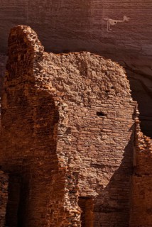 White house ruin, Native Americans, Indians, Indigenous people in Chelly Canyon, Arizona, USA