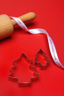Rolling pin and cookie cutters, Christmas