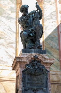 Matthias Klotz, violin maker, sculpture, monument, Mittenwald, Werdenfelser Land, Upper Bavaria,