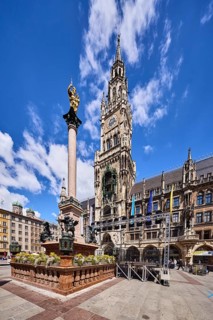 Town Hall, Town Hall Tower, neo-Gothic style, architect Georg von Hauberrisser, Mariensäule, statue
