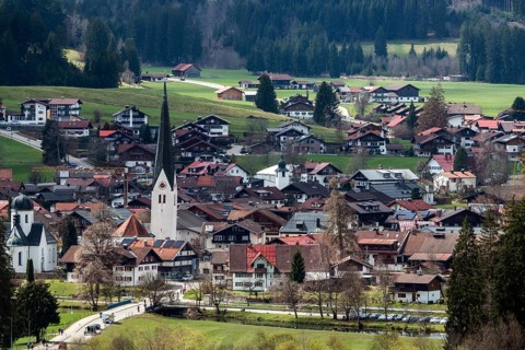 View of Fischen and Fischen-Au, Illertal, Oberallgäu, Allgäu, Bavaria, Germany