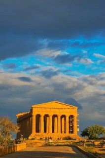 Temple of Concordia, Valley of the Temples, Agrigento, Sicily, Italy