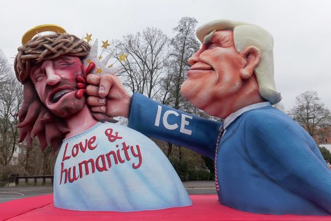 President Trump punches a figure of Jesus in the face, raids by the American immigration authority