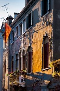 House facades of the old town in the afternoon sun, sunlight, light mood, house, old building, city