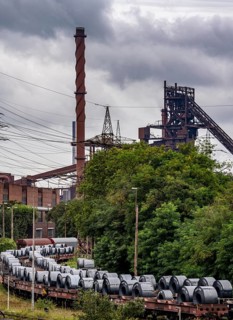 Blast furnace Schwelgern 2, strip steel rolls, coils, on freight wagons, at the ThyssenKrupp Steel