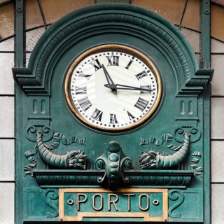 Porto Sao Bento railway station, clock in the station concourse, detail, Porto, Portugal
