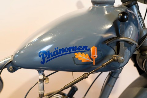 Lettering of a Phänomen Sachs 98 motorbike, PS.SPEICHER Museum, Einbeck, Lower Saxony, Germany