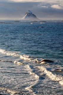 Beach, sea, waves, coast, wind, mountains, clouds, winter, snow, Bleik, Vesteralen, Norway