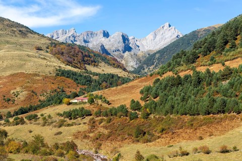 Mountain landscape Guarrinza - La Mina, Aragon Subordan river valley, Parque Natural Valles