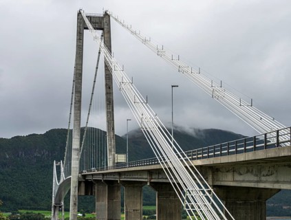 Suspension bridge Gjemnessundbrua, road E39, Norway