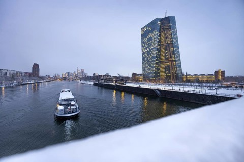 Snow lies along the banks of the Main from the European Central Bank (ECB) to the Frankfurt banking