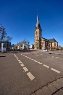 Church, St. Jakob, cathedral architect Arnold Güldenpfennig, pedestrian crossing, blue sky,