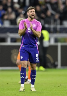 Niclas Füllkrug GER claps his hands in encouragement, gesture, gesture, international match Germany