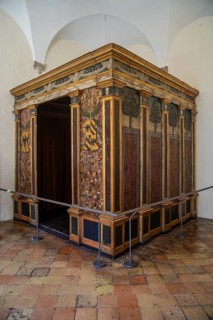 Interior in Palazzo Ducale, a bed room, Unesco world heritage site Urbino, Urbino and Pesaro