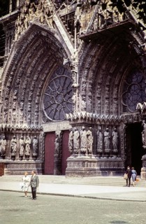 Gothic architecture of the portal of the cathedral church, Cathedrale Notre Dame de Reims, Reims,