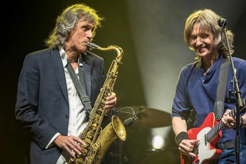 Wroclaw, Poland. 27th February, 2018. Concert of band Dire Straits Experience. Picture: Chris White