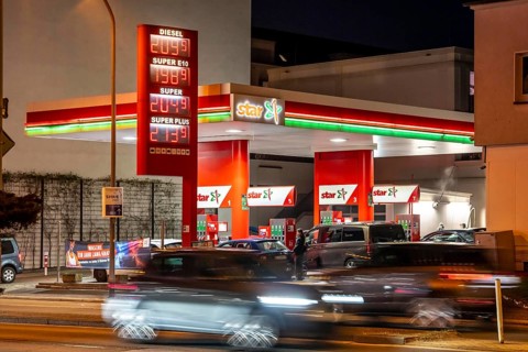 Gas station, high fuel prices due to the war in the Middle East, display board, Star gas station,