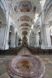 Interior of the originally Gothic hall church, was completely baroqueised in the 18th century,