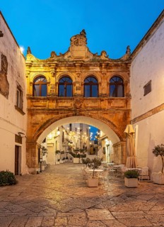 Arco Scoppa archway at night, Ostuni, Apulia, Puglia, Italy