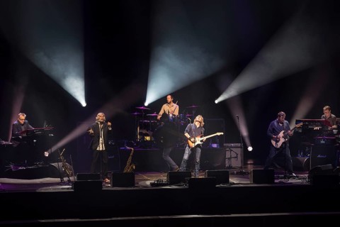 Wroclaw, Poland. 27th February, 2018. Concert of band Dire Straits Experience