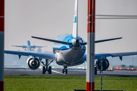 Amsterdam Schiphol Airport, Aalsmeerbaan runway, 18L-36R, KLMflieger on the runway, waiting for