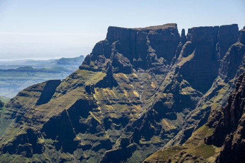 Impressive mountains and cliffs of the Drakensberg Mountains, Drakensberg, KwaZulu-Natal, South