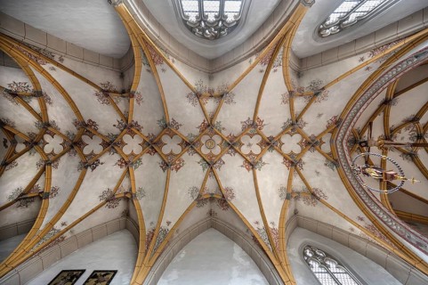 Ribbed vaulted vaulting with painting in the nave of the Church of the Assumption of Mary, late