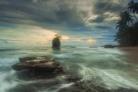 A secluded beach in the Gandoca-Manzanillo Wildlife Refuge