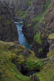 The river Vididalsa eroded the Kolugil canyon