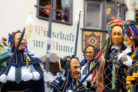 The highlight of the Swabian-Alemannic carnival is the fool's jump in Rottweil. Around 4000 fools