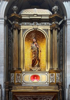 Sacred artwork in the Igreja da Santíssima Trindade, Church of the Holy Trinity, Porto, Portugal