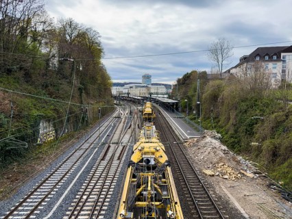 General renovation of Deutsche Bahn on the Hagen Wuppertal Cologne line, rapid conversion machine