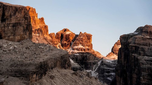 Detail, rocks and mountain peaks of the Brenta Mountains, evening mood with alpine glow, Brenta,