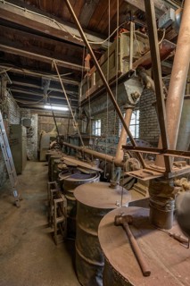 Powder grinding plant for bronze powder in a metal powder mill, founded around 1900, Igensdorf,