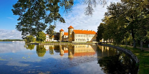Rheinsberg Castle, lakeside with Lake Grienerick, Ostprignitz-Ruppin district, prime example of