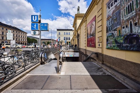 Subway stop, Odeonsplatz stop, lines U3, U6, U4 and U5, public transport, stairs, escalator,