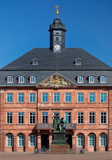 Neustadt Town Hall with Brothers Grimm National Monument on the market square, German Fairy Tale