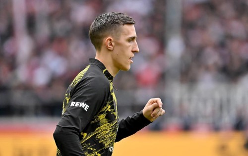 Warm-up training Nico Schlotterbeck Borussia Dortmund BVB (04) Football Bundesliga, MHPArena, MHP