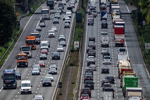 Traffic jam on the A3 motorway between the Hilden junction and the Mettmann junction, view to the