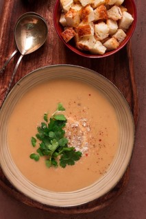Cream soup, mashed soup, beige, mushroom, onion, cauliflower, vegetarian soup