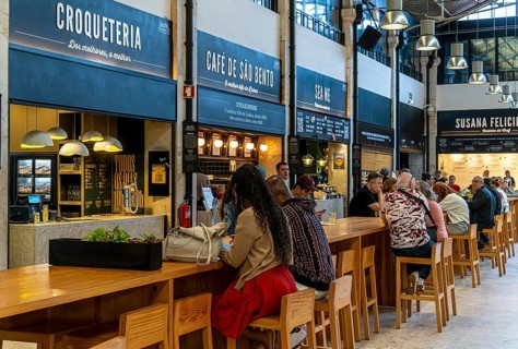 The Mercadeo da Ribeira, also known as TimeOut Market, is the best address for Portuguese